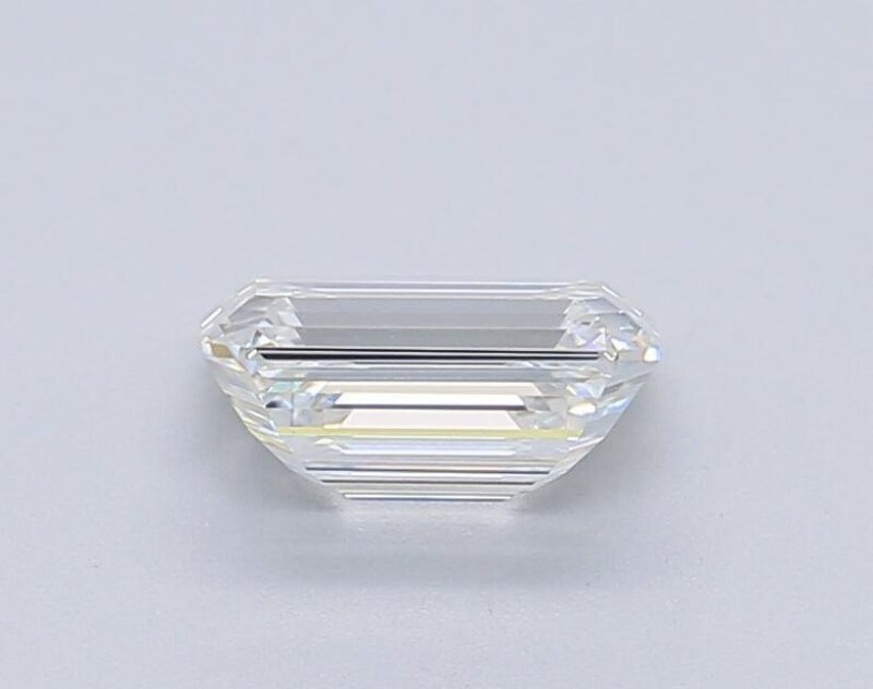 1.02 Carat Emerald Shaped Excellent Cut G- VS1 Lab Grown Diamond